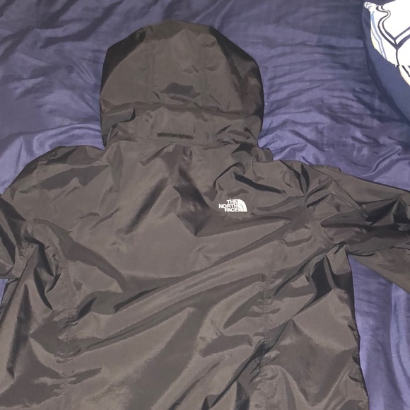 Hooded north face jacket - Picture 2 of 3